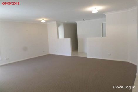 Property photo of 18 Carnarvon Circuit East Maitland NSW 2323