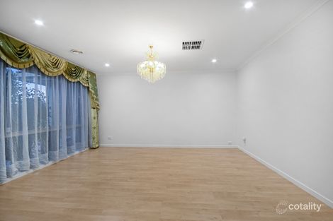 Property photo of 28 Perkins Grove Burnside VIC 3023
