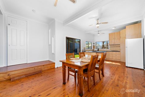 Property photo of 28 Lorking Street Bellambi NSW 2518