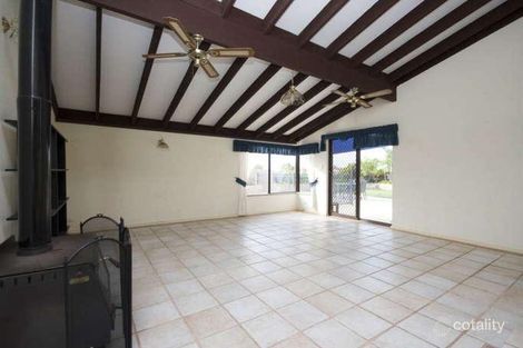 Property photo of 23 Grevillea Way Heathridge WA 6027