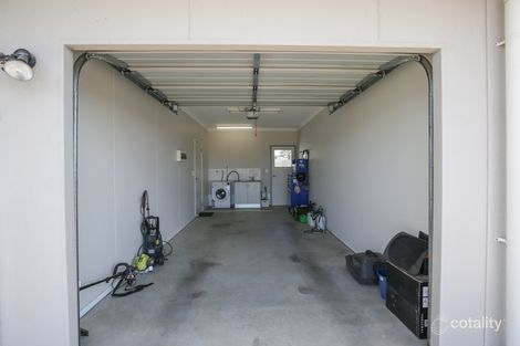 17 Naumann St, Moranbah, QLD 4744