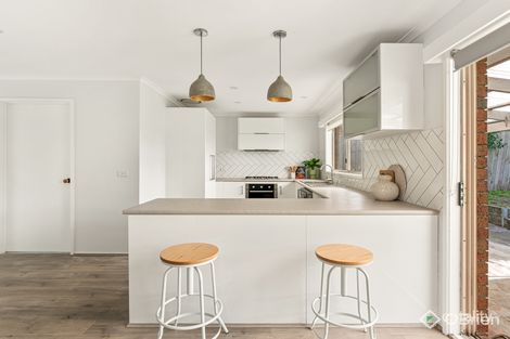 Property photo of 15 Dunrobin Court Carrum Downs VIC 3201