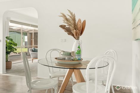 Property photo of 15 Dunrobin Court Carrum Downs VIC 3201
