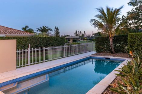 Property photo of 2802 Gracemere Circuit North Hope Island QLD 4212