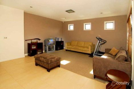 Property photo of 78 Lakeside Drive Roxburgh Park VIC 3064