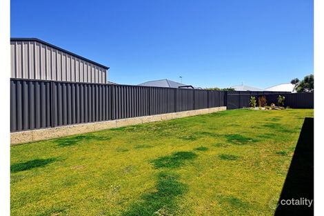 Property photo of 77 Farmaner Parkway Ellenbrook WA 6069