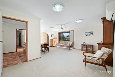 Property photo of 32 Dawson Avenue Camden South NSW 2570