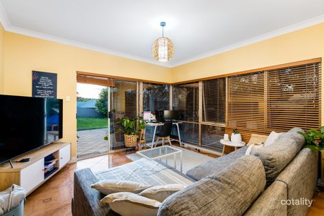 Property photo of 2 Poplar Close Greenwith SA 5125