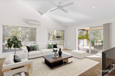 Property photo of 11 Cassiopeia Place Wynnum QLD 4178