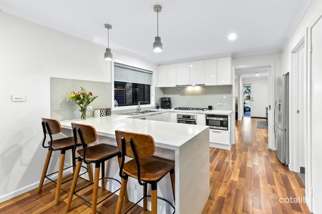 Property photo of 14 Hancock Drive Berwick VIC 3806