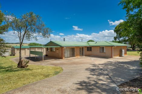 33 Lake Dr, Meringandan, QLD 4352