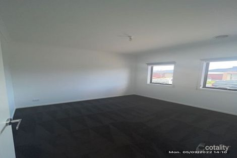 Property photo of 57 Pitfield Avenue Cranbourne East VIC 3977