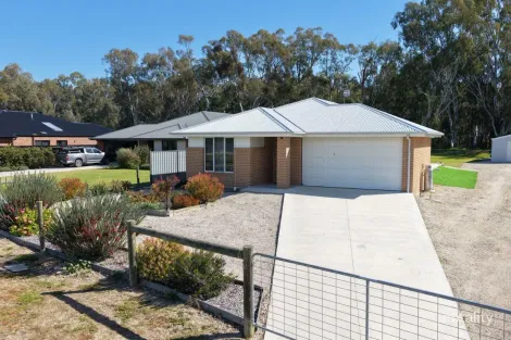 Property photo of 10 Riverview Drive Barham NSW 2732
