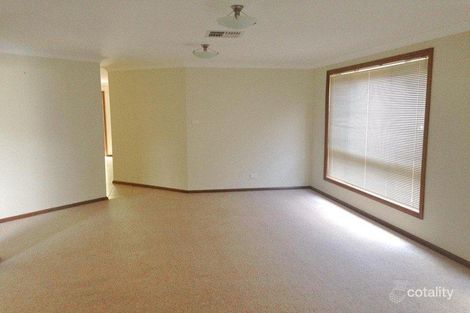 Property photo of 32 Heritage Heights Circuit St Helens Park NSW 2560