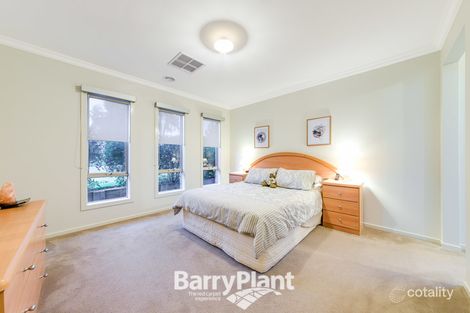 Property photo of 6 Grattan Way Pakenham VIC 3810