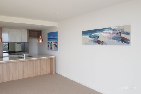 303/6 Baumea Way, Innaloo, WA 6018