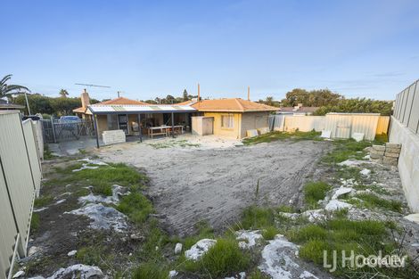 Property photo of 6 Stuart Place Two Rocks WA 6037