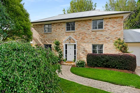 Property photo of 9 Pyrus Place Bowral NSW 2576