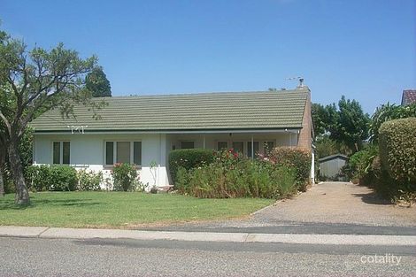 29 Laurence Rd, Innaloo, WA 6018