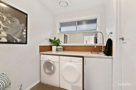 2/8 Orr St, Manifold Heights, VIC 3218