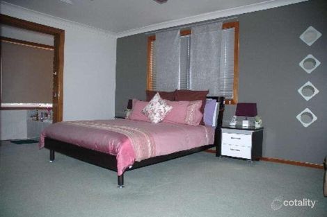 Property photo of 2/152A Hillcrest Avenue Greenacre NSW 2190