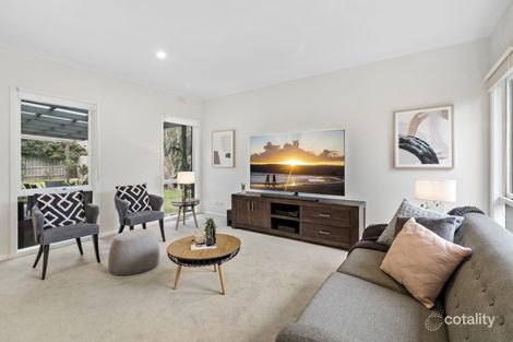 Property photo of 30 Quarrion Drive Carrum Downs VIC 3201