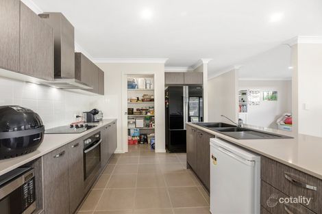 Property photo of 27 Waterfern Way Ripley QLD 4306