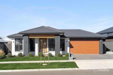 Property photo of 8 Polkinghorne View Lucas VIC 3350