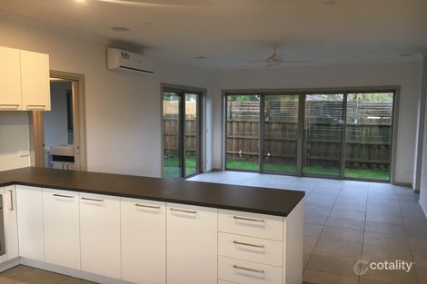 2/4 Fieldlark Ct, Carrum Downs, VIC 3201