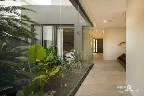 Property photo of 201 Coolum Parade Newport QLD 4020