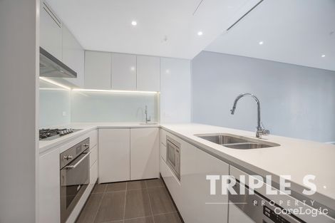 Property photo of 605/2 Waterways Street Wentworth Point NSW 2127