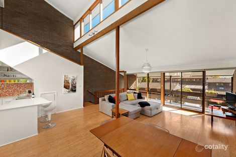 Property photo of 76 Barnet Close Phillip ACT 2606