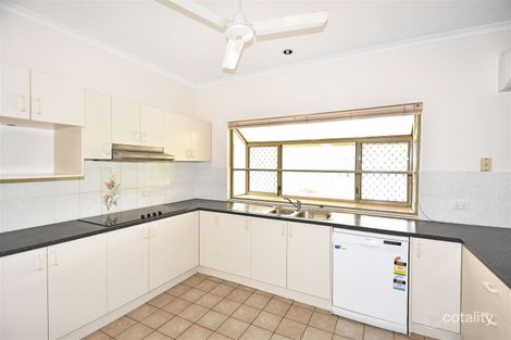 Property photo of 12 Eagle Court Desert Springs NT 0870