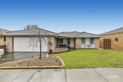 28 Postregna Way, Skye, VIC 3977
