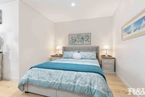 Property photo of 106/148A Albany Street Point Frederick NSW 2250