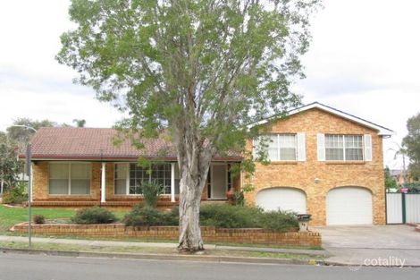 8 Sherritt Pl, Prairiewood, NSW 2176