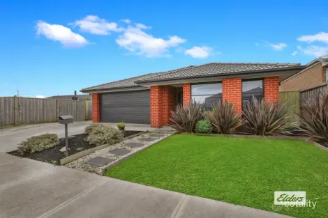 Property photo of 6 Grampians Drive Moe VIC 3825