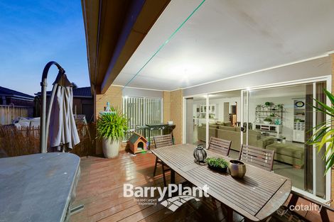 Property photo of 138 Webster Way Pakenham VIC 3810