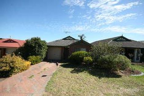 10 Shillabeer Cres, Woodcroft, SA 5162