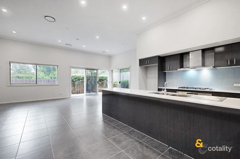 Property photo of 14 Durack Crest Norwest NSW 2153