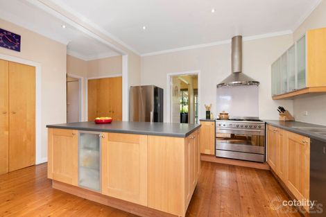 Property photo of 18 Ashlar Road Moorabbin VIC 3189