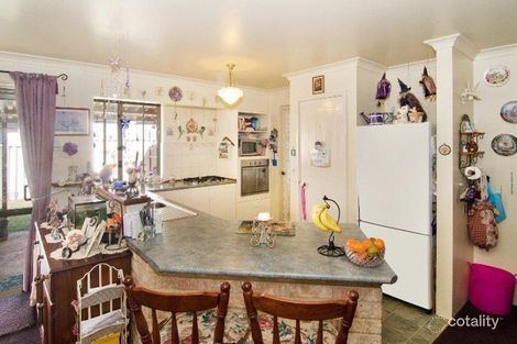 Property photo of 10 Lorikeet Loop Broadwater WA 6280