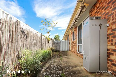 Property photo of 2/21 Incarnie Crescent Wagga Wagga NSW 2650