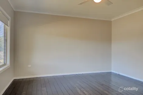 Property photo of 2A King Street Stockton NSW 2295