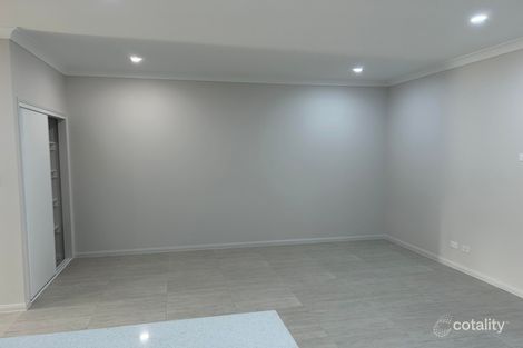 Property photo of 16 Waterway Crescent Hillcrest QLD 4118
