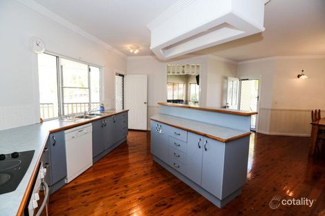 Property photo of 4 Lakefield Court South Gladstone QLD 4680