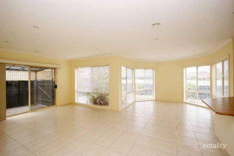 Property photo of 11 Buttercup Grove Bundoora VIC 3083