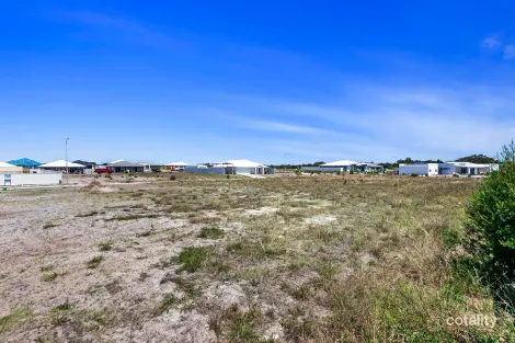 Property photo of 10 Windward Way Burrum Heads QLD 4659