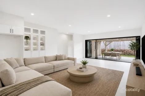 35 CARNER CT, PARKWOOD, QLD 4214