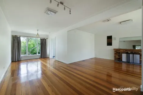 Property photo of 19 Whittens Lane Doncaster VIC 3108